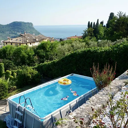 Ferienhaus Garda 4 Personen Val Mora Mit Seeblick