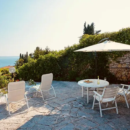Garda 4 Personen Val Mora Mit Seeblick Costermano
