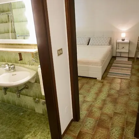 Holiday home Garda 4 Personen Val Mora Mit Seeblick *